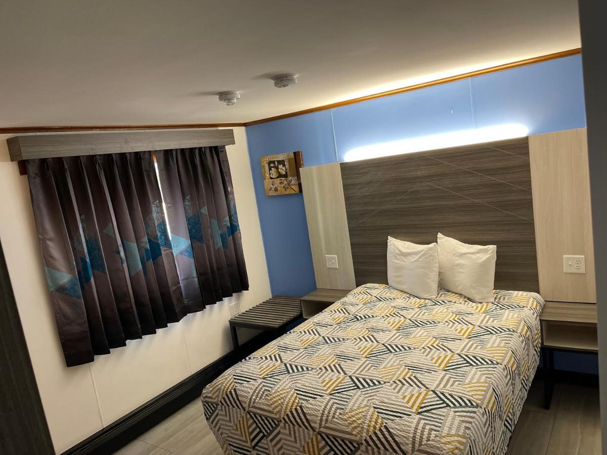 Belmont Motel Skowhegan Bagian luar foto
