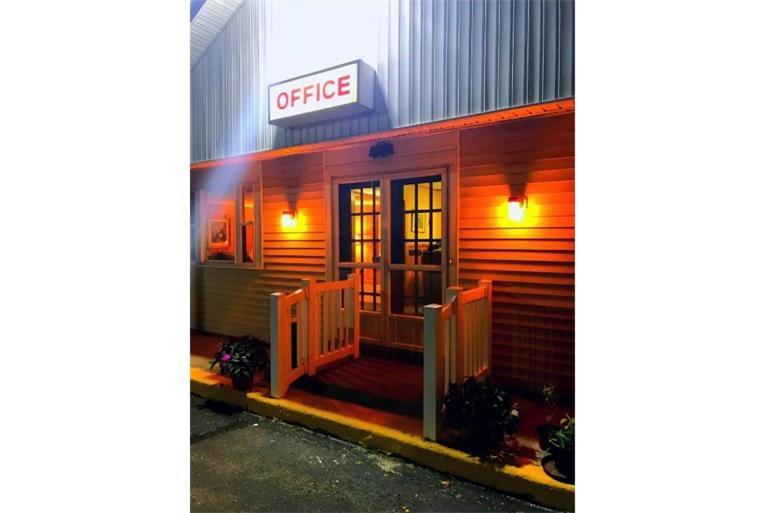 Belmont Motel Skowhegan Bagian luar foto